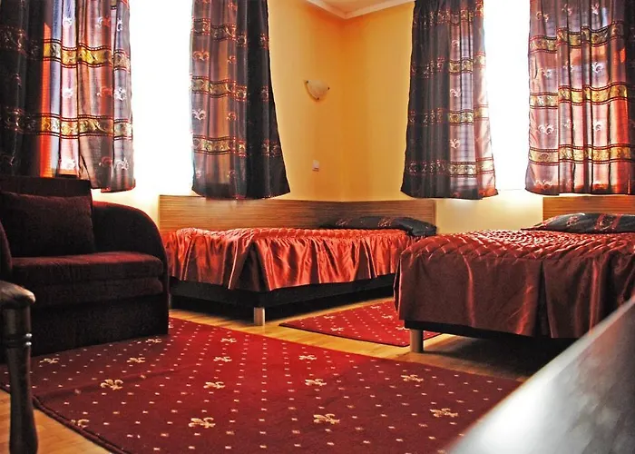 дипломат парк Хотел 3*