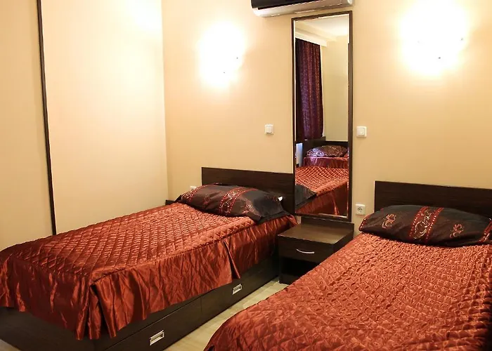 дипломат парк Хотел Луковит