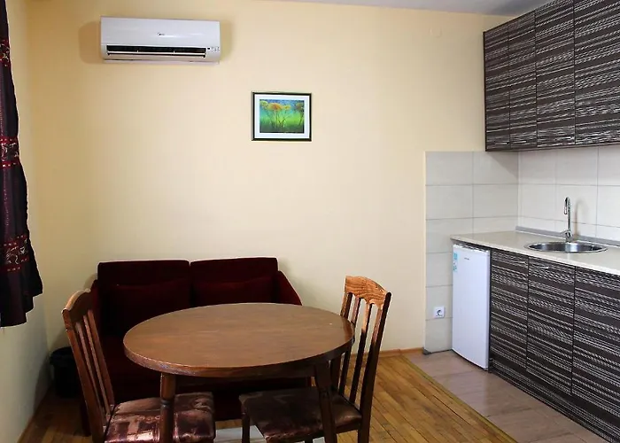 Хотел дипломат парк 3*