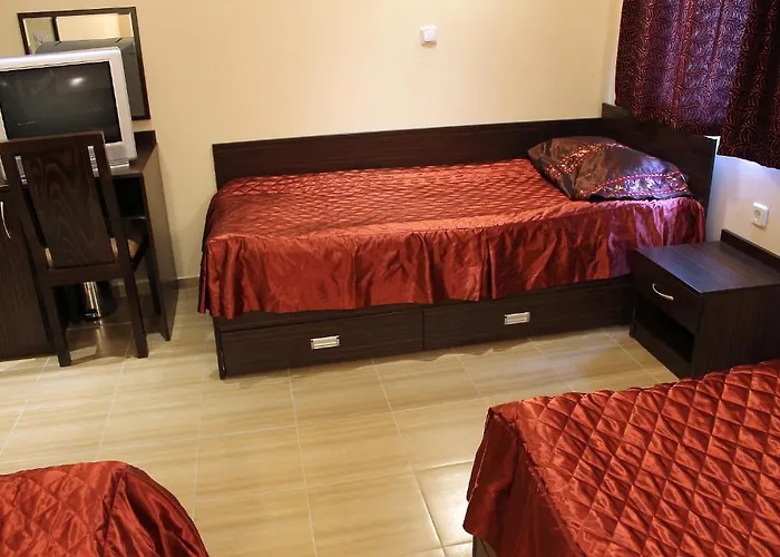 Хотел дипломат парк 3*